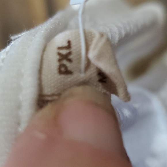 Soft surroundings textured white short sleeve with lace inset back - Picture 6 of 7